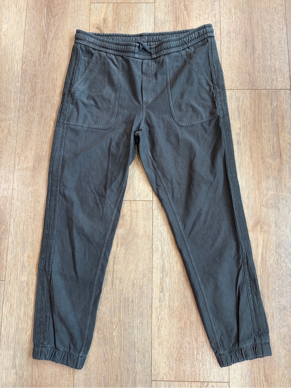 Athleta Farallon Jogger Pants Size 6 Charcoal Gray Cotton Stretch Utility - Picture 2 of 8